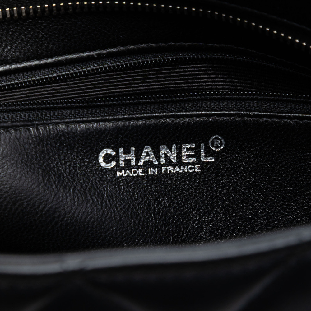 Pre-Loved Chanel Lambskin Medallion Tote - Picture 5 of 7